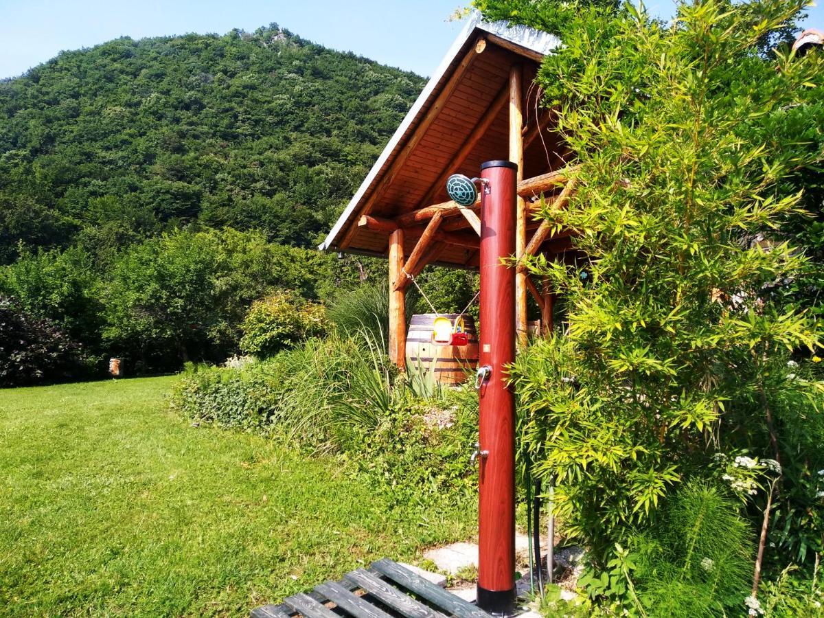 Na Okic - A Private Forest Oasis Sveti Martin pod Okicem Ngoại thất bức ảnh